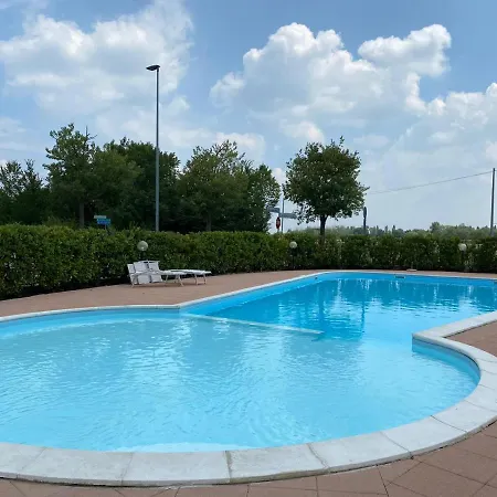 Apartment La Lanterna - In Con Piscina Desenzano del Garda